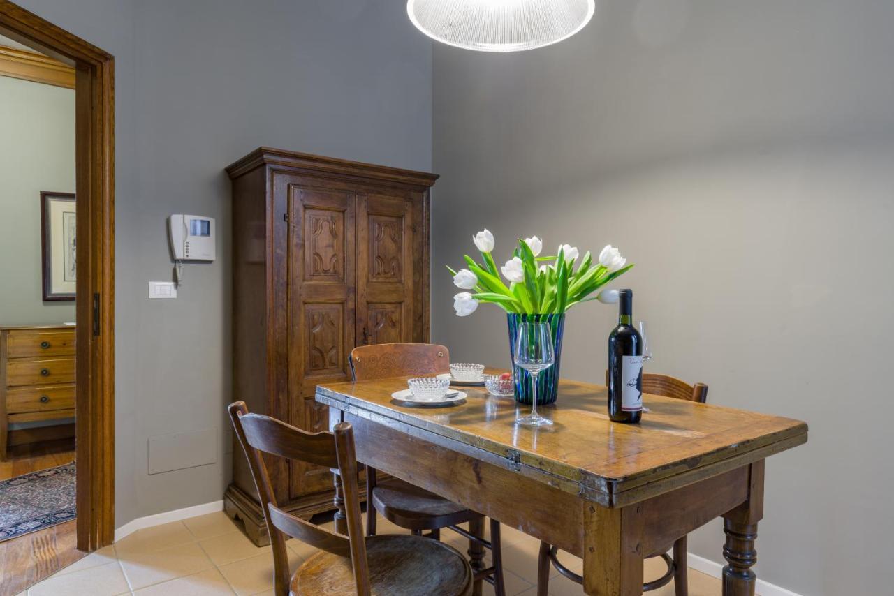 Domus La Costa Apartment Verona Bagian luar foto