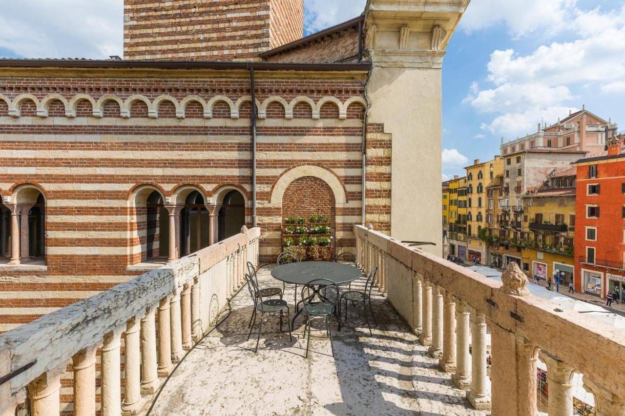 Domus La Costa Apartment Verona Bagian luar foto